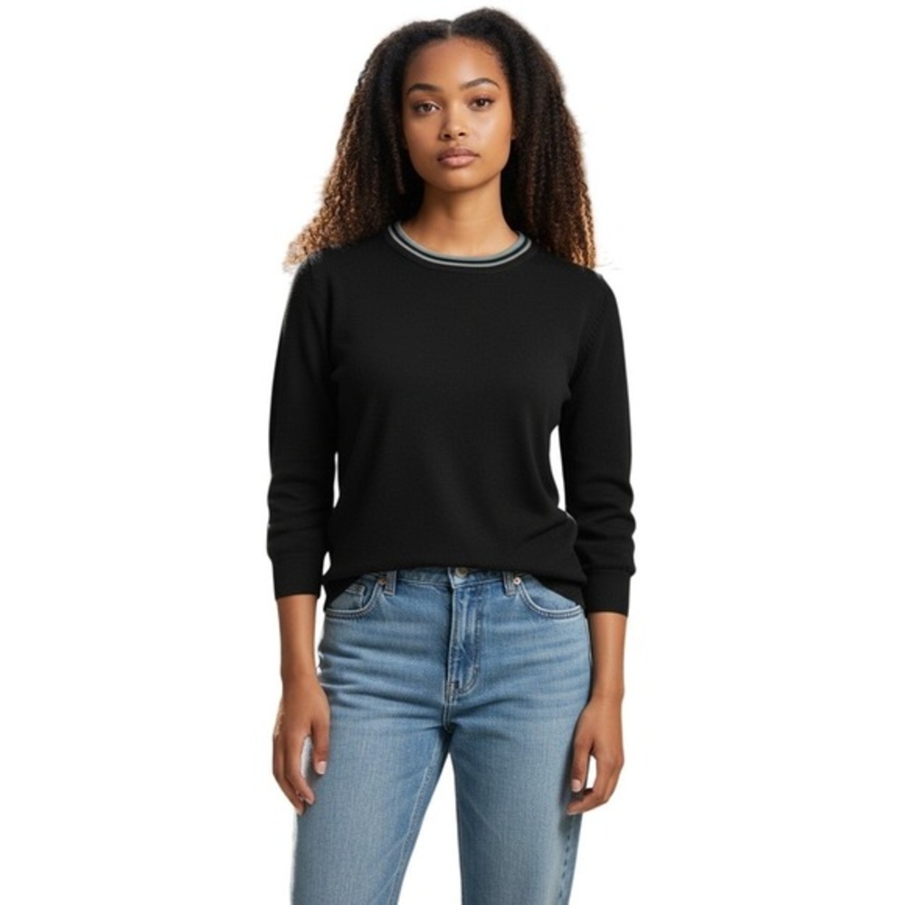 Banana Republic Black Silk Blend Crewneck Sweater Fits S‎ Lightweight Versatile